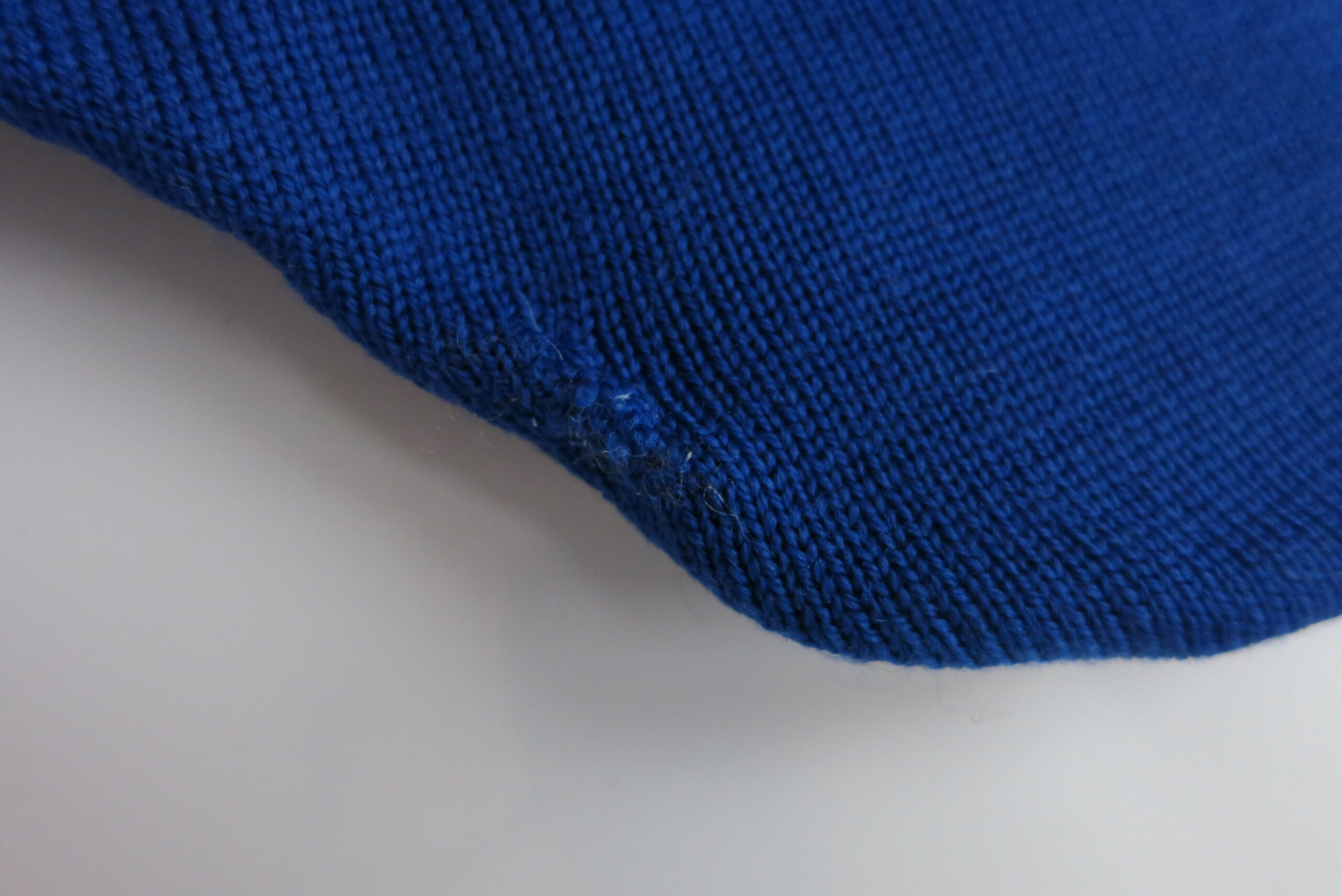 Loop Schurwolle mit Kaschmir Futter royalblau, sofort lieferbar - B-Ware – Bild 2