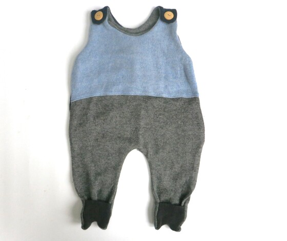 Strampler 100% Kaschmir, hellblau / grau Gr. 56, sofort lieferbar
